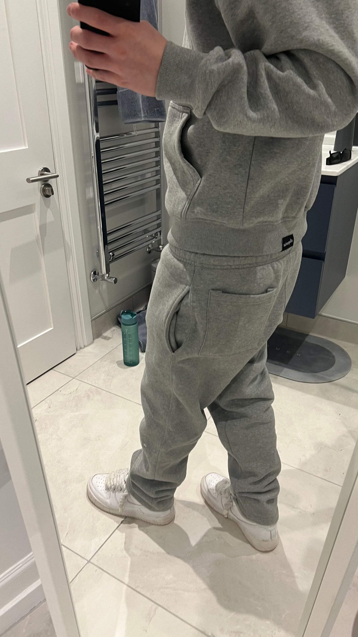 CHPWSE ZIP-UP HOODIE - GREY