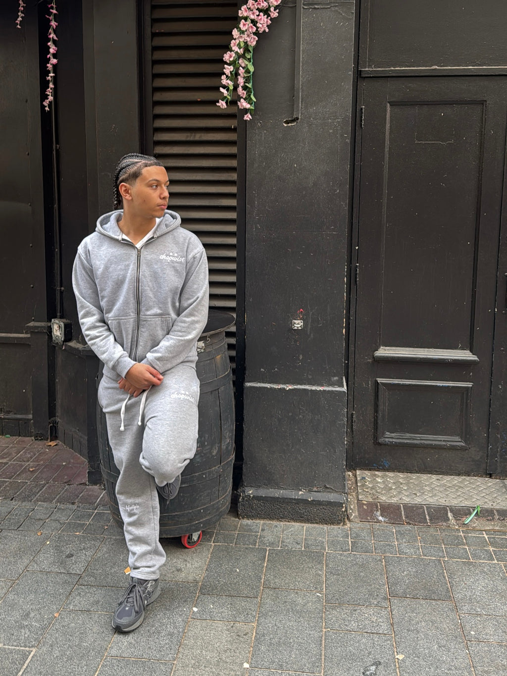 CHPWSE ESSENTIAL ZIP-UP HOODIE - GREY *PRE-ORDER*