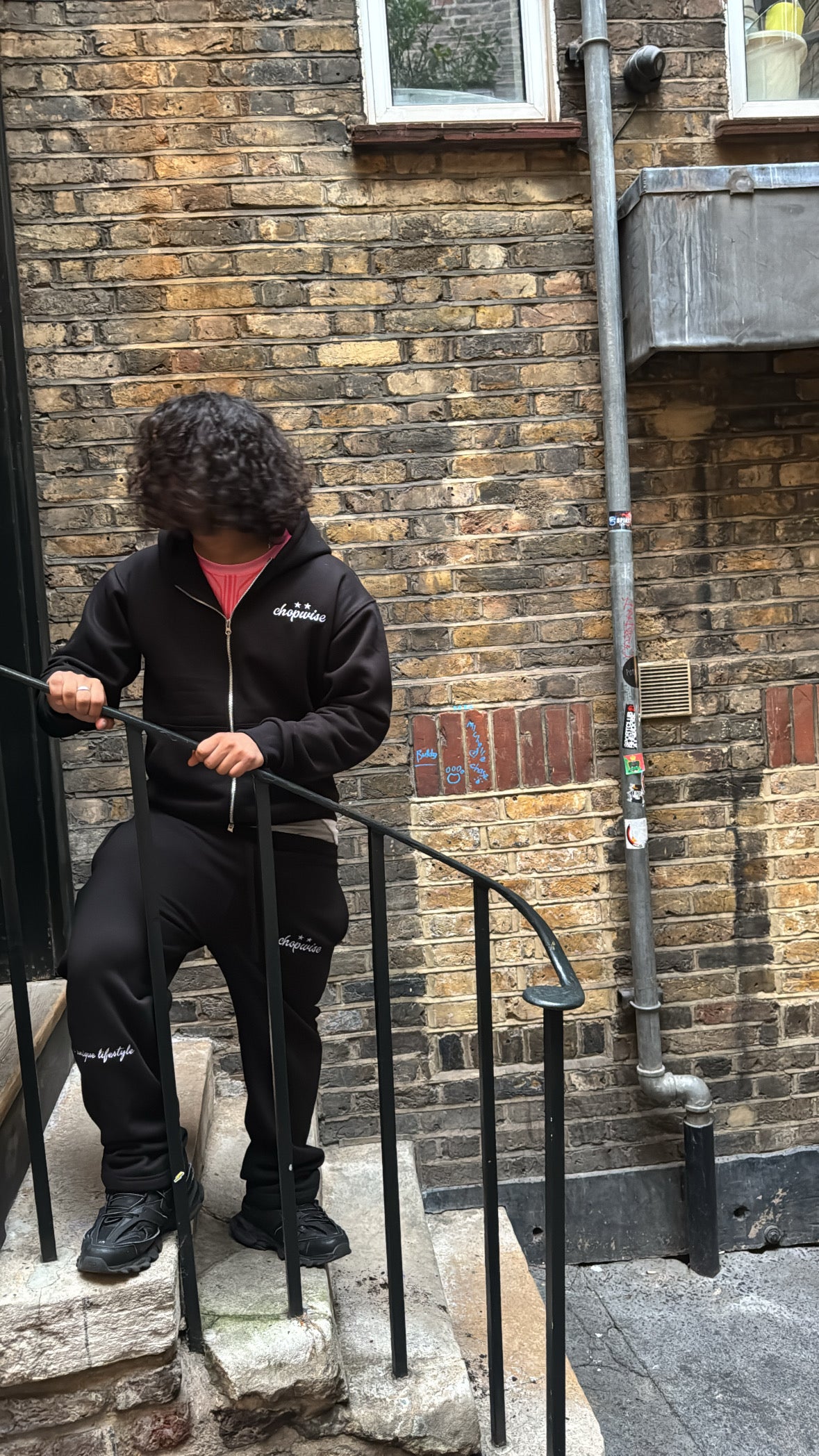 CHPWSE ESSENTIAL ZIP-UP HOODIE - BLACK *PRE-ORDER*